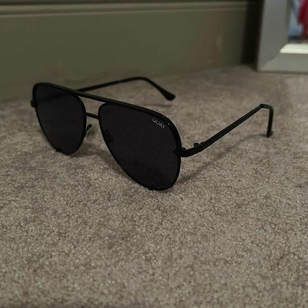 QUAY Black sunglasses